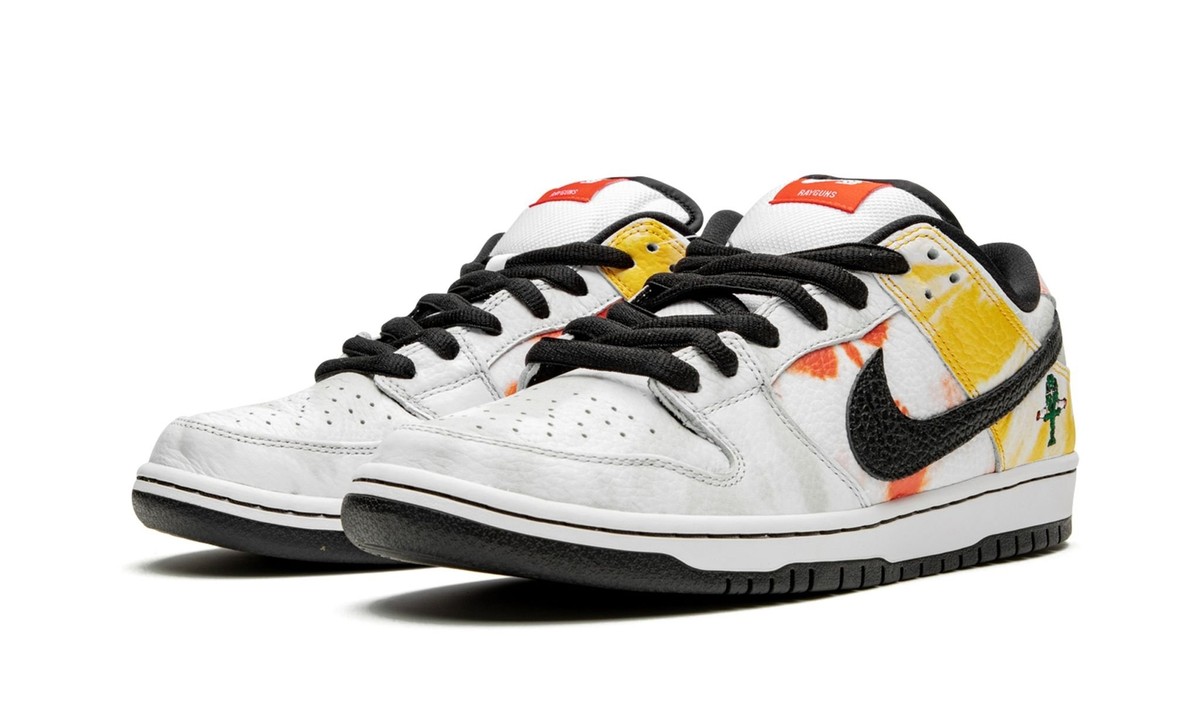 NEW Nike SB Dunk Low Pro QS Raygun Tie-Dye White BQ6832-101 Men's