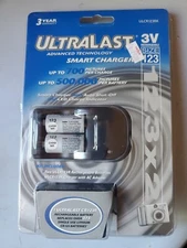 Ultralast ULCR123RK ULCR123RK Smart Charger with 2 Rechargeable CR123 Batteries
