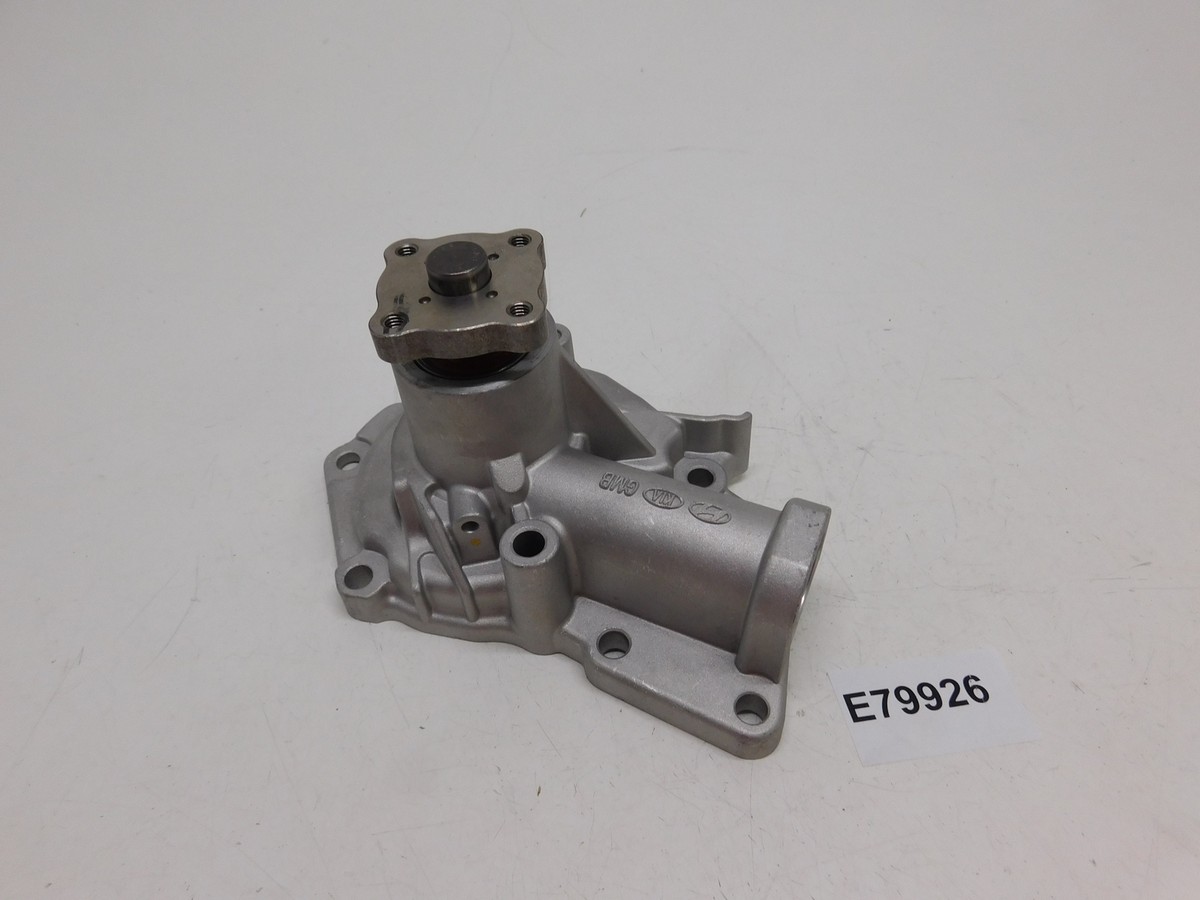Original Hyundai H-1 Water Pump 1997 2004 Kia Sorento 2002