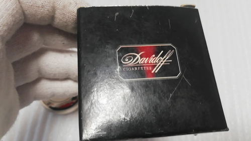 Davidoff Travel Pocket Ashtray. Original Box - Video 1 of 1