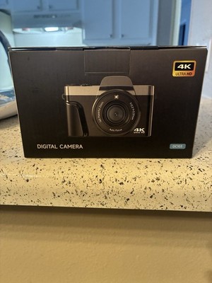 4K Ultra HD Digital Camera - Auto Focus, 16x Zoom, Vlogging Cam - NEW!