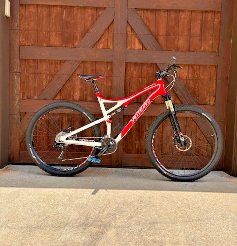Specialized Epic Comp 29″ Mountain Bike – Carbon (Meduim Frame)