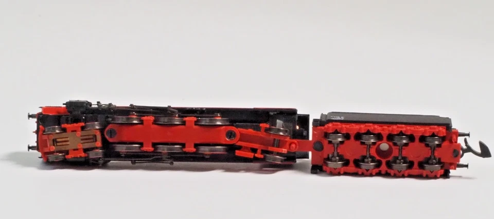 88855 Marklin Z-scale Class 03 Express steam passenger locomotive 5 pole motor - Image 3 of 3