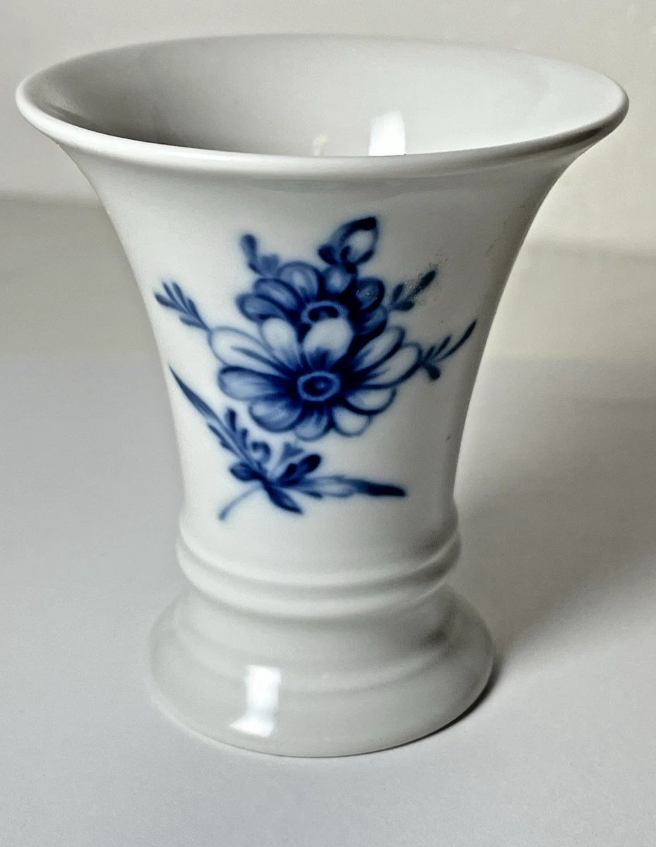 Furstenberg Porcelain In Antique Ceramic & Porcelain Vases for