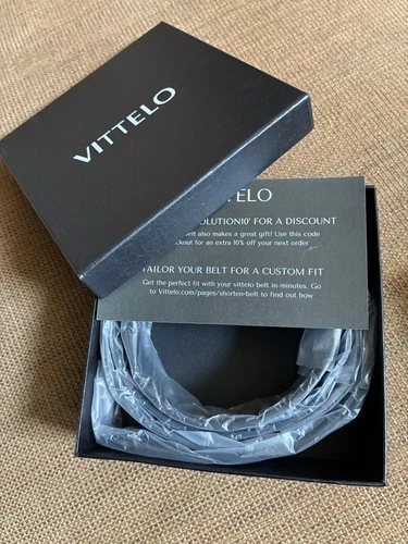 Vittelo belt - black, adjustable leather belt - new- in the box