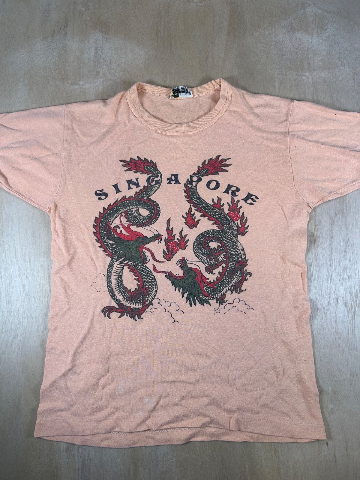 Vintage 60s 70s Singapore Souvenir Shirt Size 36 S Dragon Graphic Ringer Asia