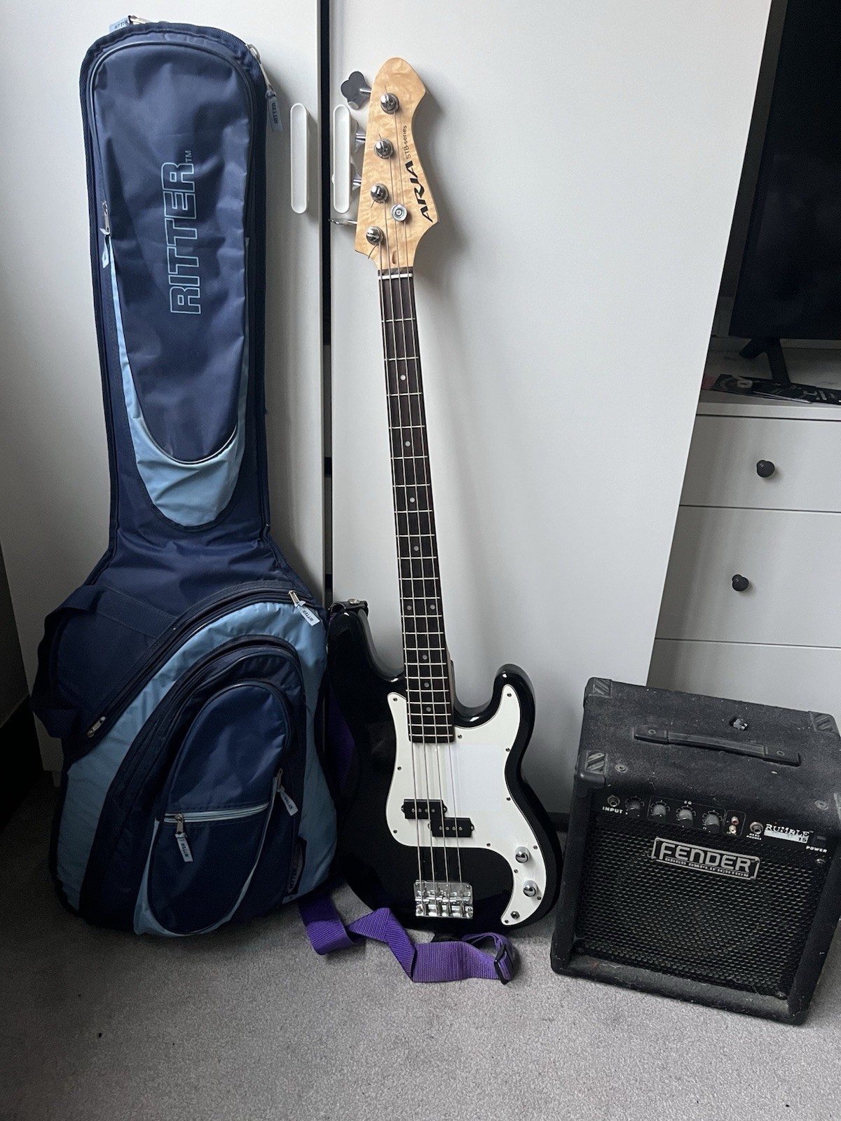 Aria Stab Series Black and White Bass with Fender Rumble Amp and Gig Bag