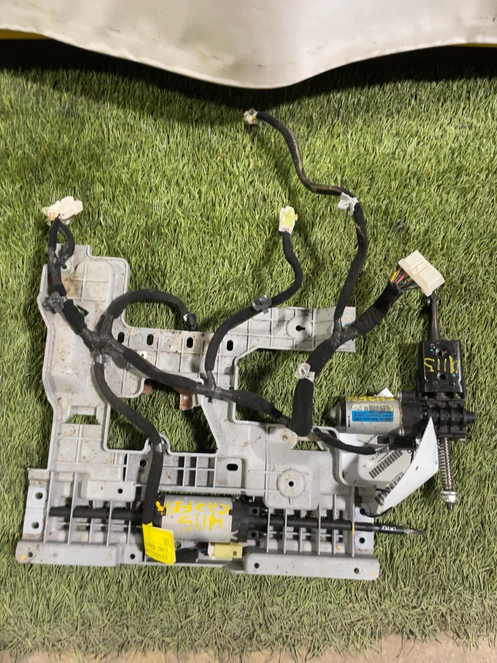 ✅ Motor asiento delantero derecho Hyundai Tucson 2014 parte de parte: 88581-3s000 OEM Foto 2 de 3