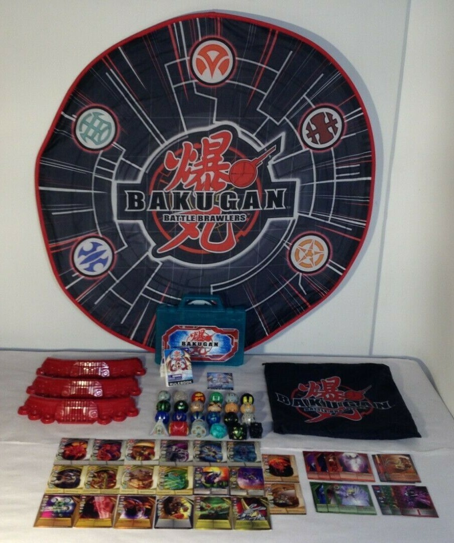 BAKUGAN Battle Brawlers Lot 24 Figures in Case 20+ Cards