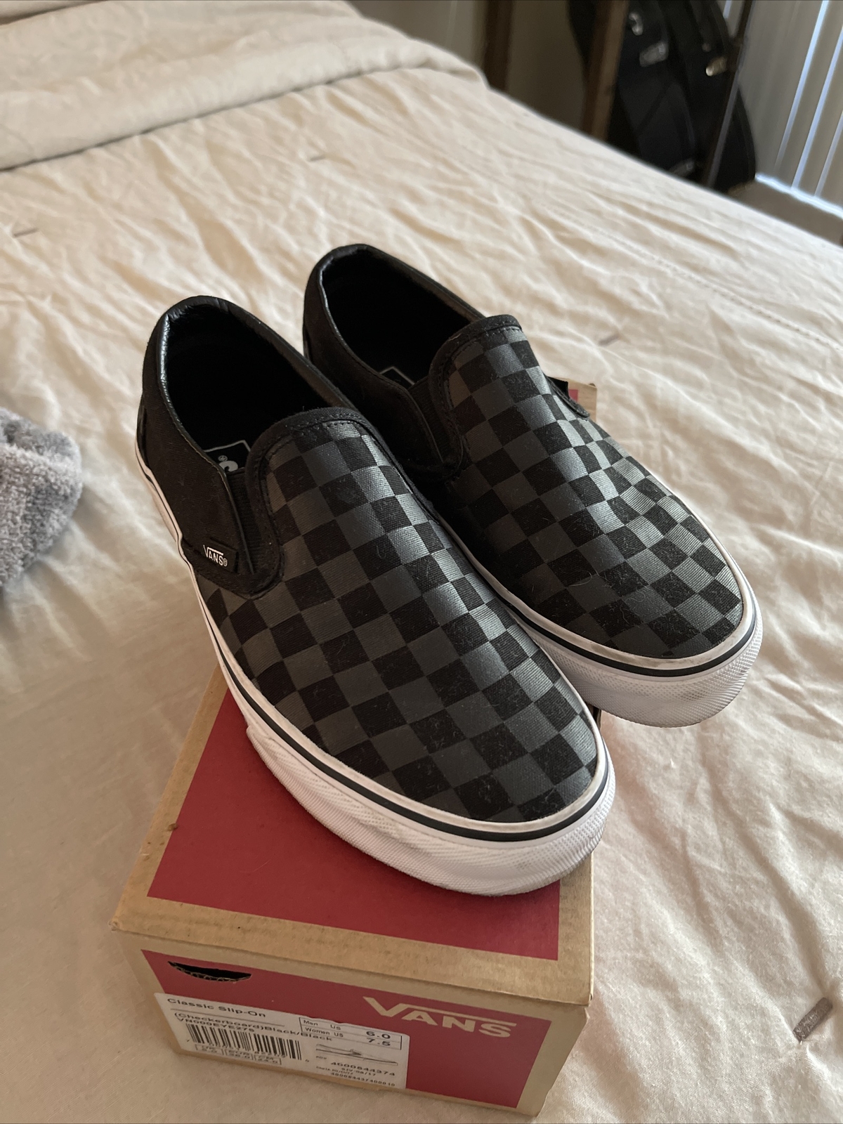 Vans Classic Slip-On Black Checkered Sneakers Size M6 W7.5-image