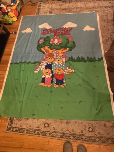 BERENSTAIN BEARS- Very Rare Extra Large Vtg Quilting Fabric 90” Long X 70” Wide