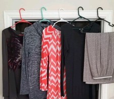 Lot Of Womens Sweater Dress, Long Tops, Skirt M/L Old Navy, Gap, Valerie Stevens