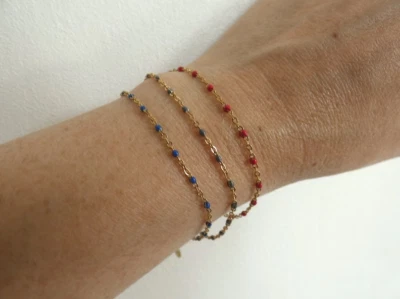 Bracelet Chaîne poignet fin femme mini perle émail GRISE Acier Inoxydable - Photo 1/4