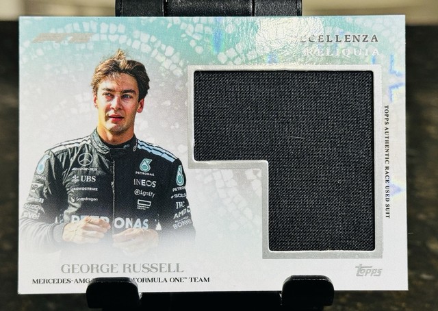 2025 Topps Eccellenza Formula 1 – George Russell Reliquia Race-Used Suit Relic