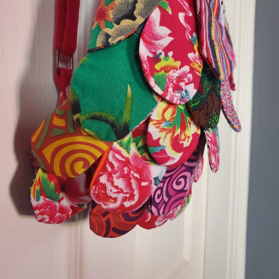 Mochila hecha a mano novedad patchwork para perro tela multicolor pequeña Foto 3 de 4