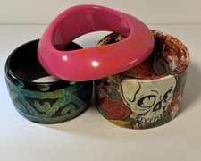 Lot of 3 Size 8 Maximalist Bangle Bracelets M...