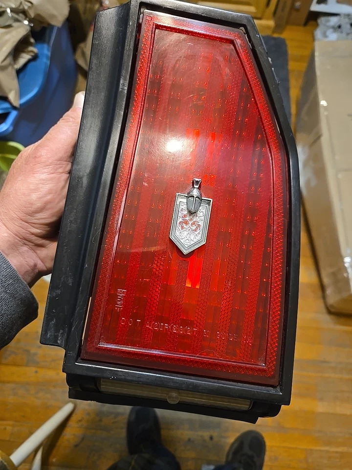 1981-85 Chevy Monte Carlo SS Pass задний фонарь 1982 1983 1984 1985 5971996 Rh оригинальный - Изображение 3 из 4