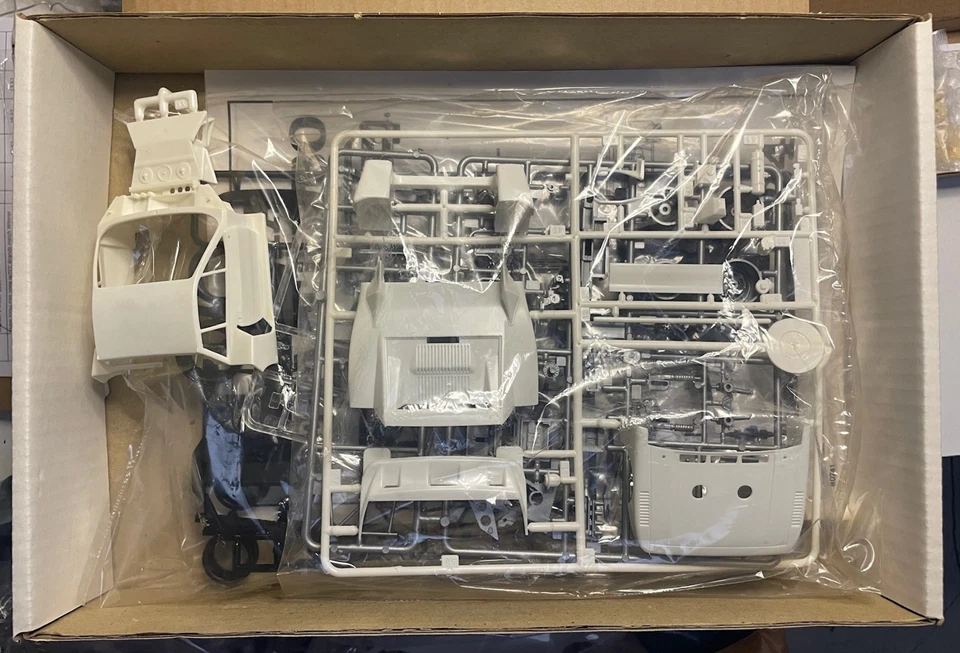 1/24 HELLER - LANCIA BETA MONTECARLO GR.5 - MARTINI - Immagine 2 di 3