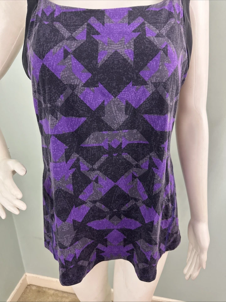 女士 Lucy 紫色/黑色几何图案活动健身固定背心 XL 码 — 第 4/4 张图片