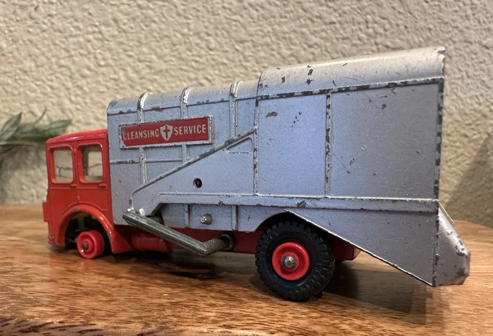 Matchbox Lesney King Size K-7 Refuse Trash Garbage Truck Patent No. 1.052.960 - Image 2 of 4