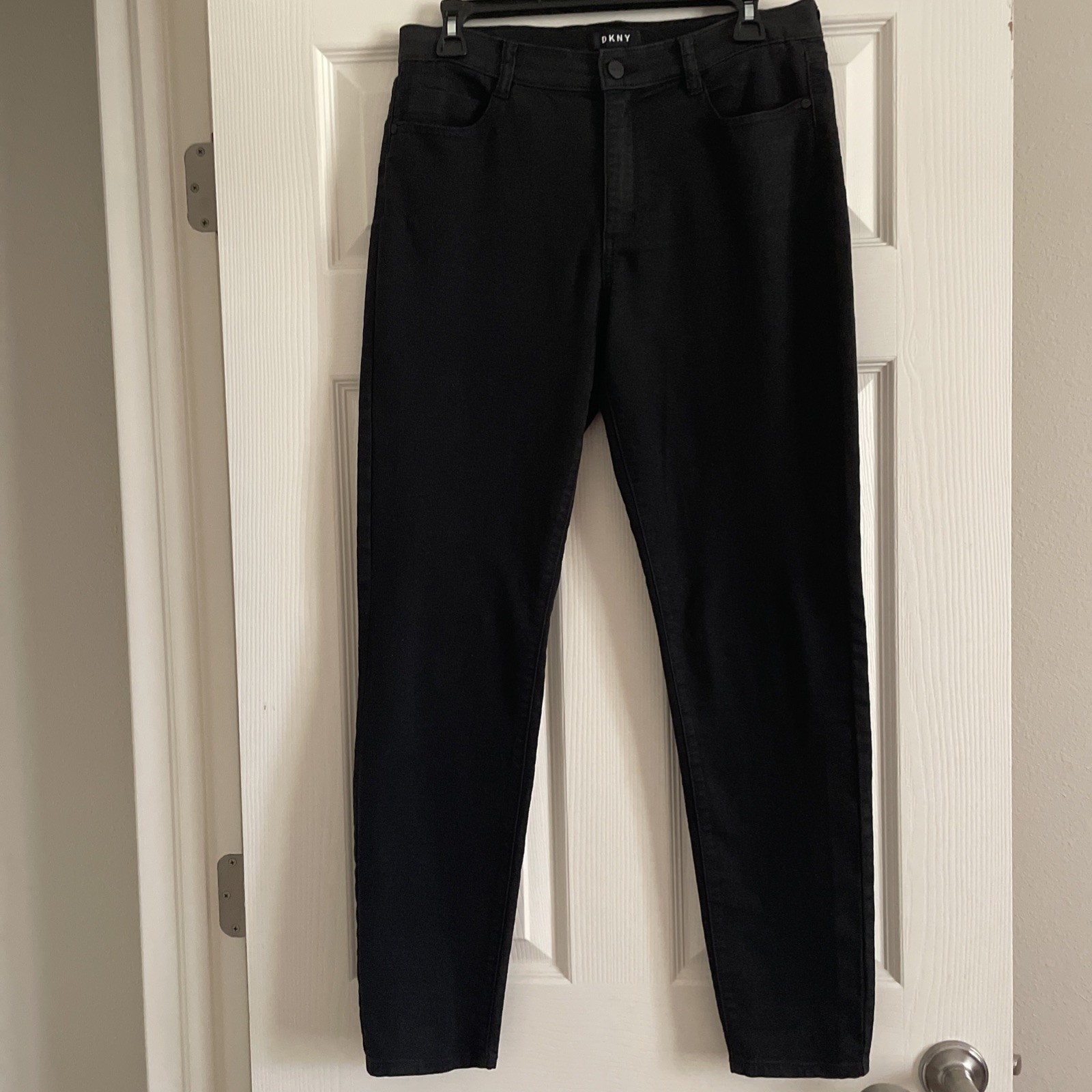 DKNY Black Skinny Jeans - Women's Size 10
