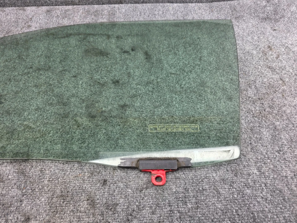 2001-2006 LEXUS LS430 OEM FRONT LEFT DRIVER DOOR WINDOW GLASS - Image 2 of 4