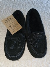 BEARPAW Duffy Women  s Black Suede Moccasin Slippers Size 7 Slip-On Tassel
