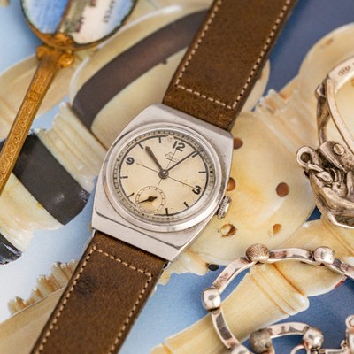 Ebel Cushion Case 1920 - Haircross Dial