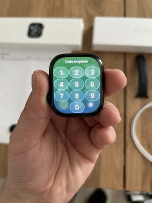 Apple Watch Series 11, GPS + Cellular, 46mm, Aluminium