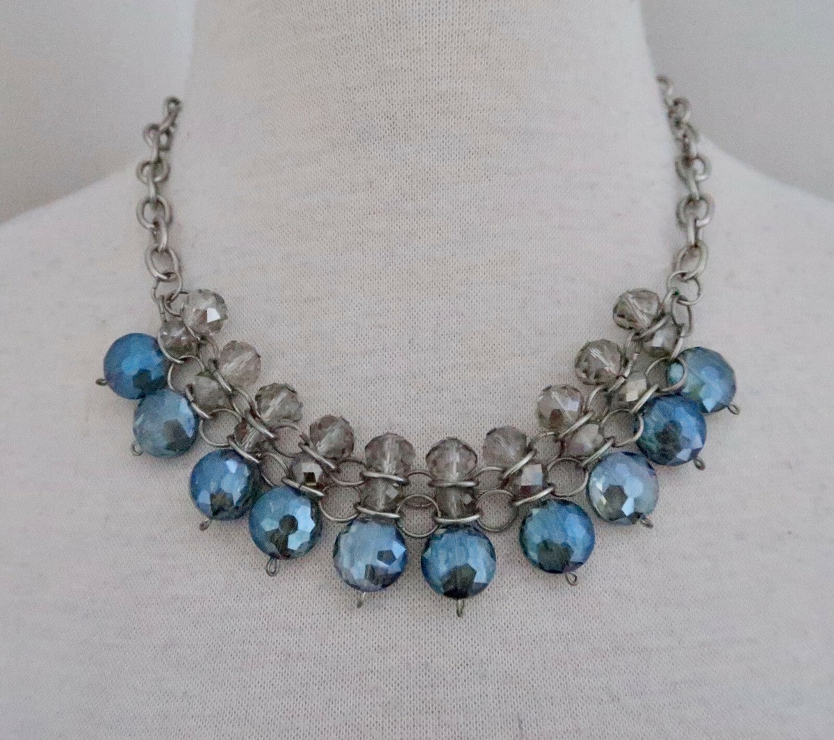 SIMPLY VERA blue gray glass bead necklace VERA WANG