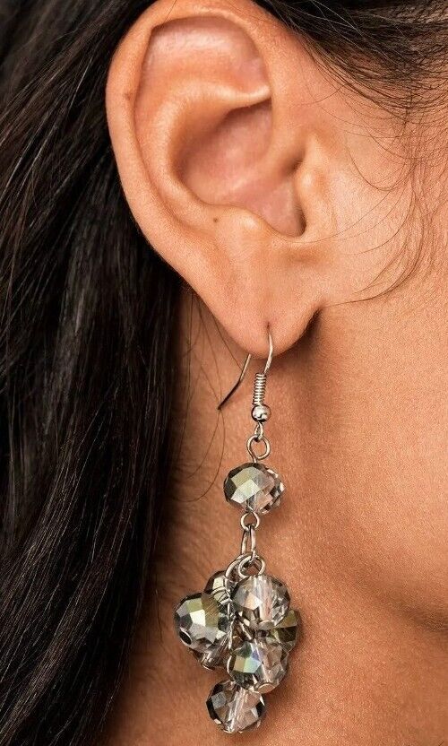 Paparazzi Jewelry New Zi Collection The Tanger Necklace Earrings