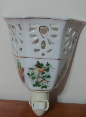 White Glass Night Light With  Roses & Birds Cut Out heart