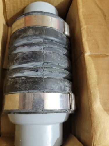 Thomas & Betts XD5NM-TB 1 1/2" Expansion/deflection Coupling - Picture 2 of 3