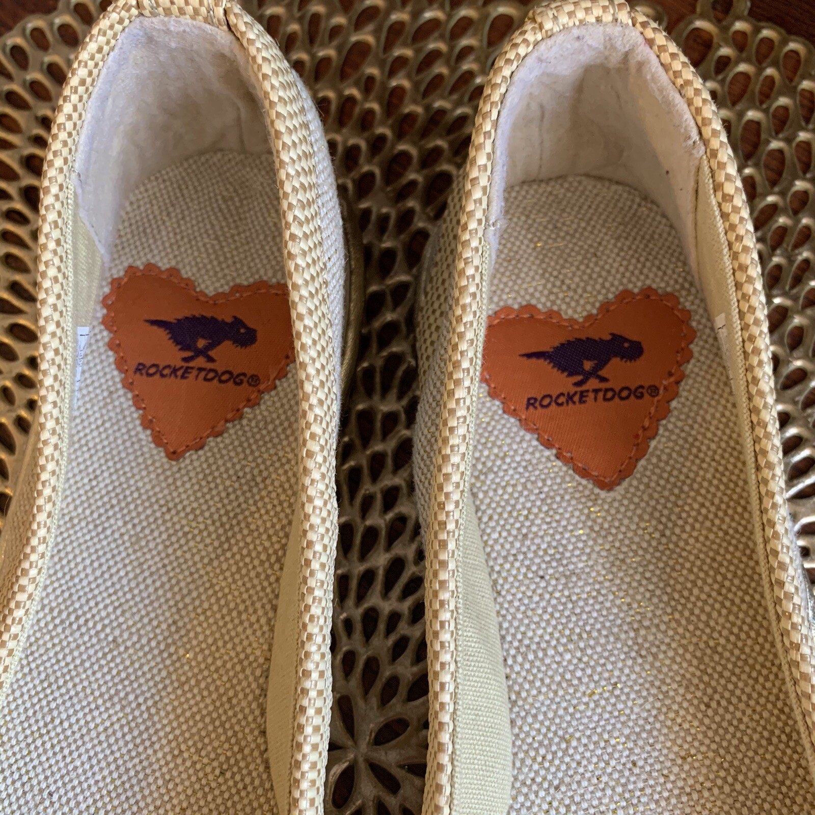 Women's Rocket Dog Flat Shoes Beige Gold Size 6 Canvas Slipon eBay