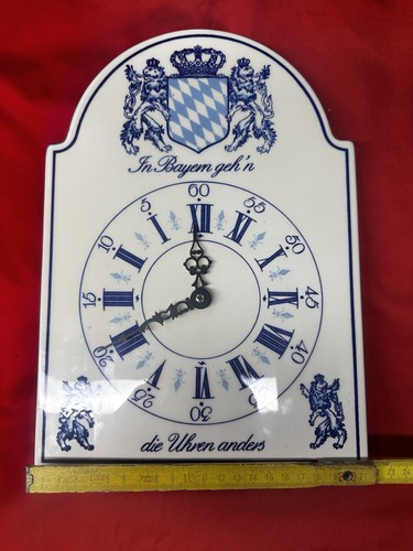 Bayern Wanduhr - "In Bayern gehen die Uhren anders"