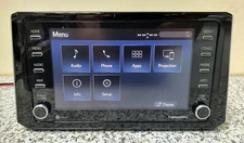 Toyota Corolla 19 20 Gracenote SiriusXM Navigation screen 86140-12610 oem Used