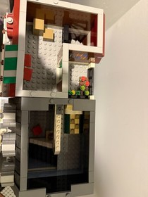 LEGO Creator Expert 10218 Pet Shop &ndash; Modular Building Set, 2,032 Pieces