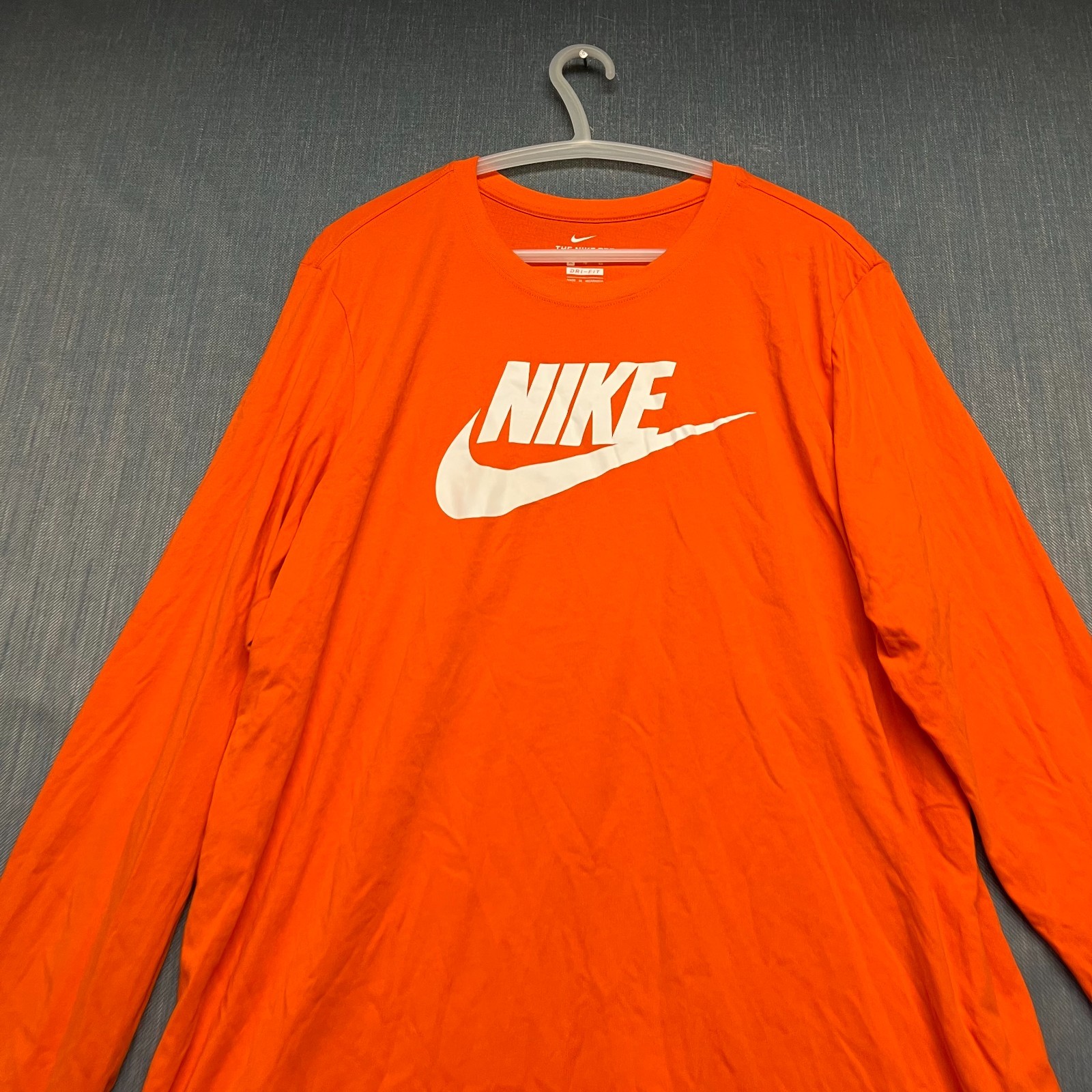 Nike Dri-Fit Men's Shirt Size L Orange Graphic Long Sleeve THE NIKE TEE Athletic thumbnail 3