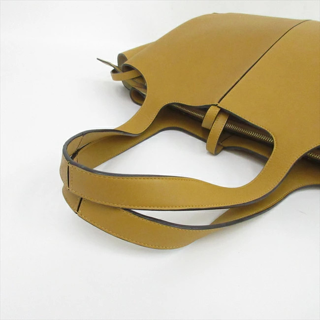 CELINE Trifold Medium Tote Bag Mustard Leather image 9