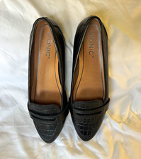 Vionic Women s Black Leather Slip-On Loafer F...