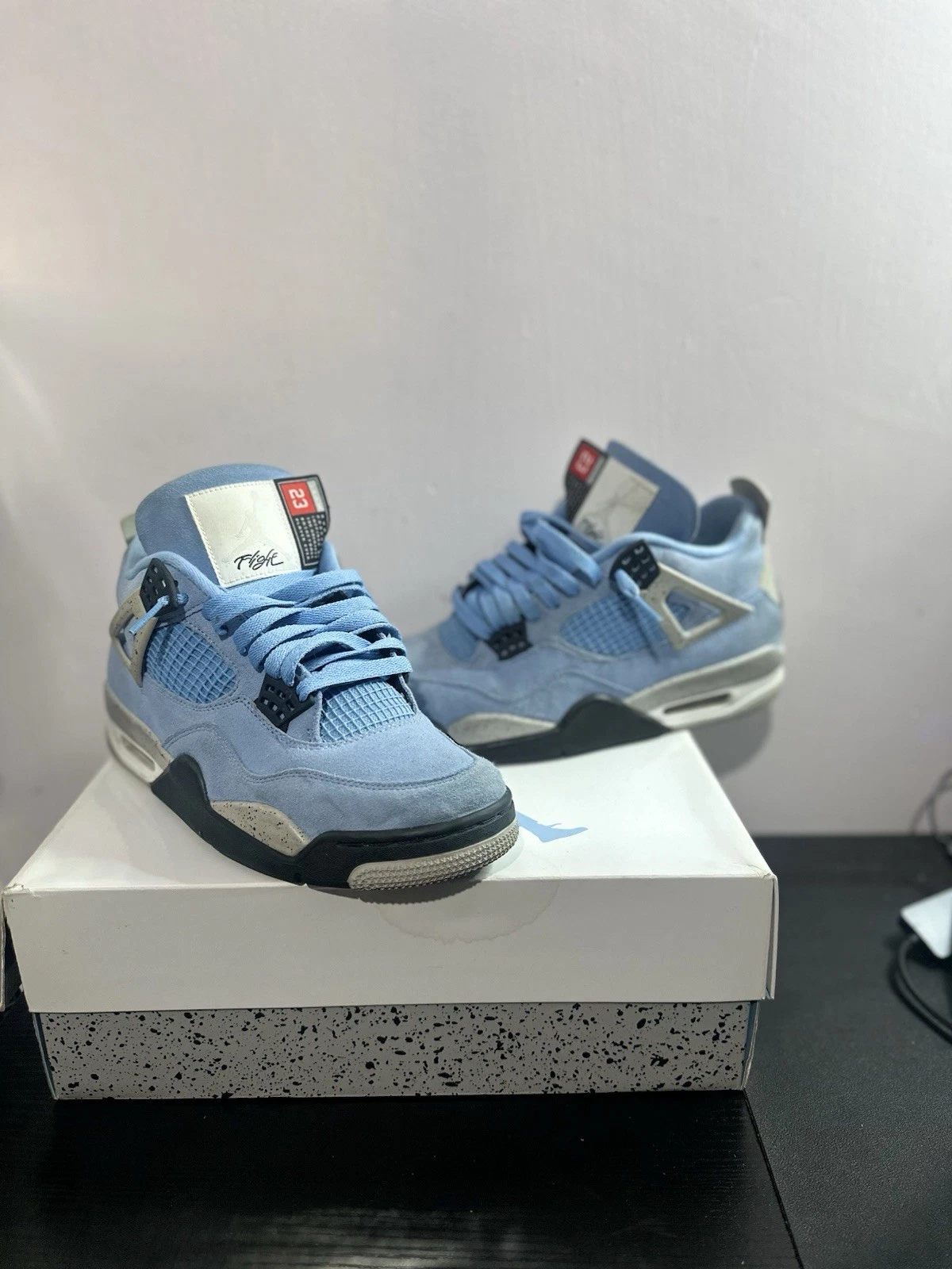 Jordan 4 Retro Mid University Blu UNC UK 8