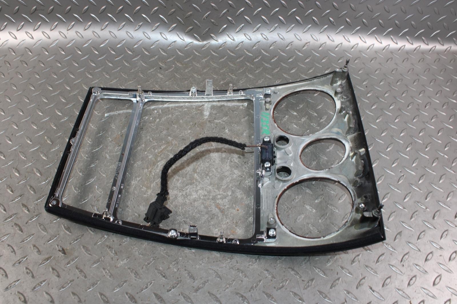 Bentley Flying Spur 2013-2018 Dashboard trim panel