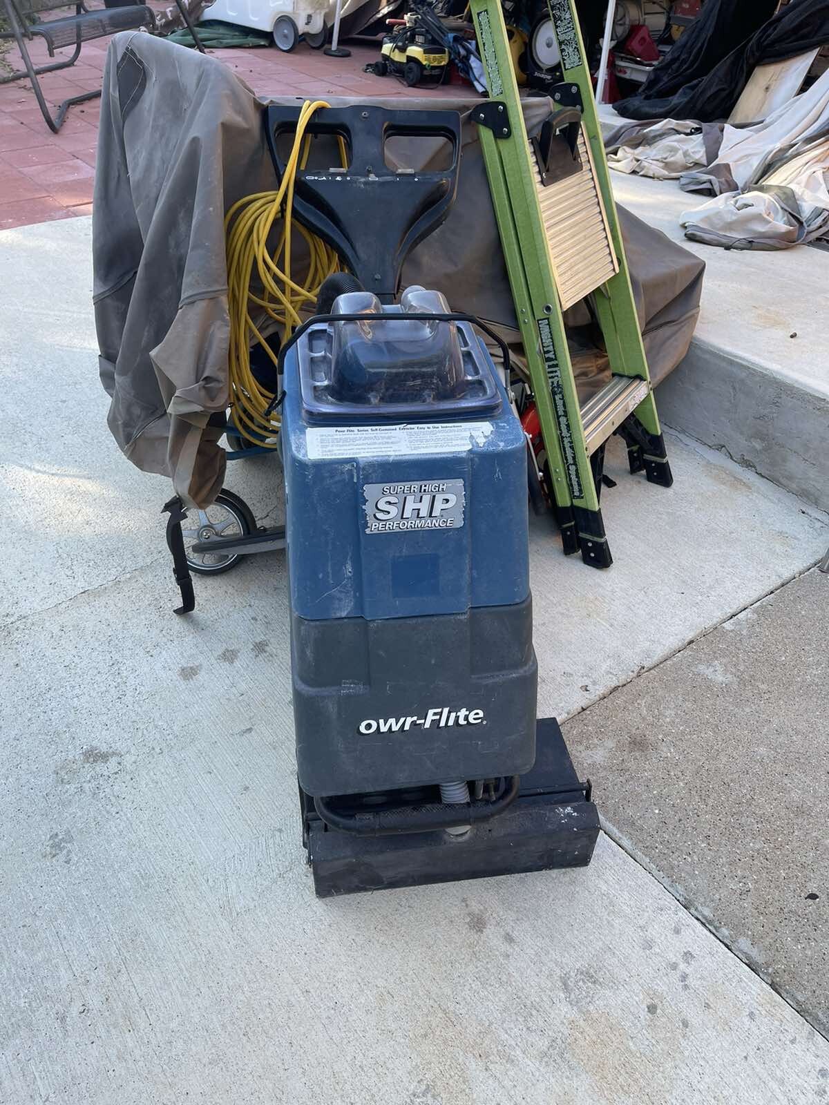 PowrFlite PFX7S Prowler SelfContained Carpet Extractor (Retail 2600