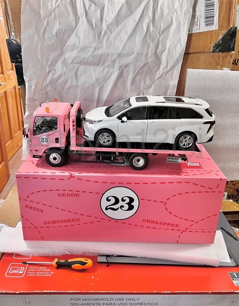 1:18 Scale Iveco H300 Flatbed Tow Truck Wrecker Diecast Model Car