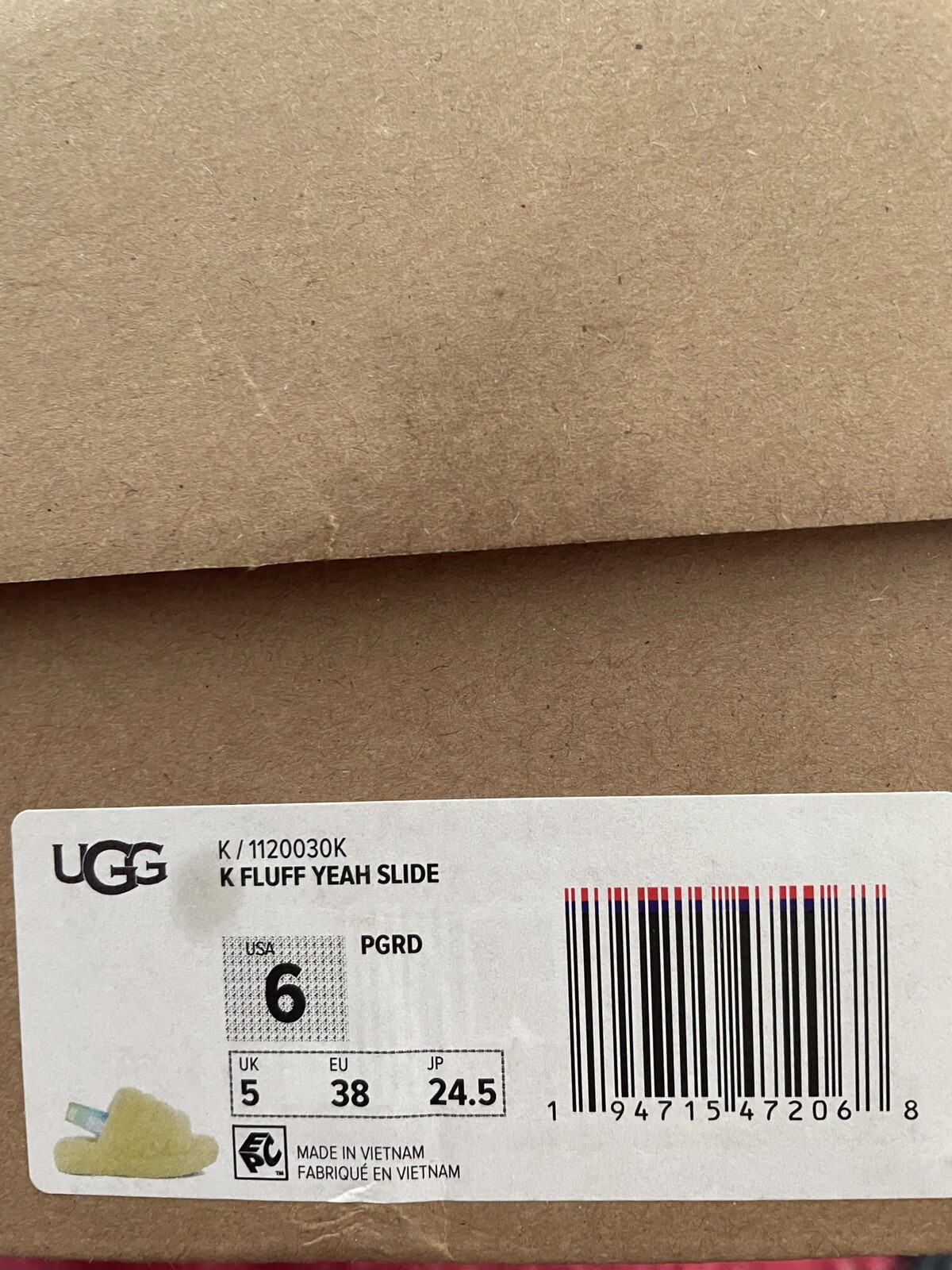 PANTOFOLA D’ORO Scivoli Ugg Fluff Yeah gialli big girl taglia 6 donna taglia 8 nuovi con scatola **VEDI TUTTI I MIEI ARTICOLI**