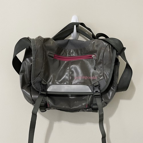 black hole mini messenger