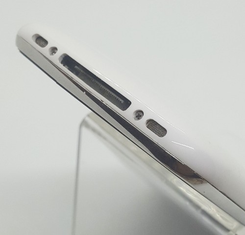 iPhone 3GS White (RARE) 16GB iOS 3.1.3 w Box Unlocked A1303 Near Mint Condition - Picture 9 of 10