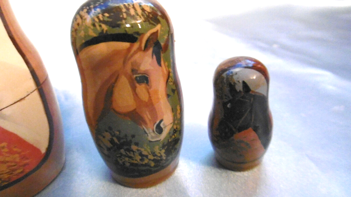 Poupée Gigogne Animaux AEVVV Poupées Russes Matriochka 7 Pièces - Figurines Chevaux En Bois Peint à La Main Russian Doll
