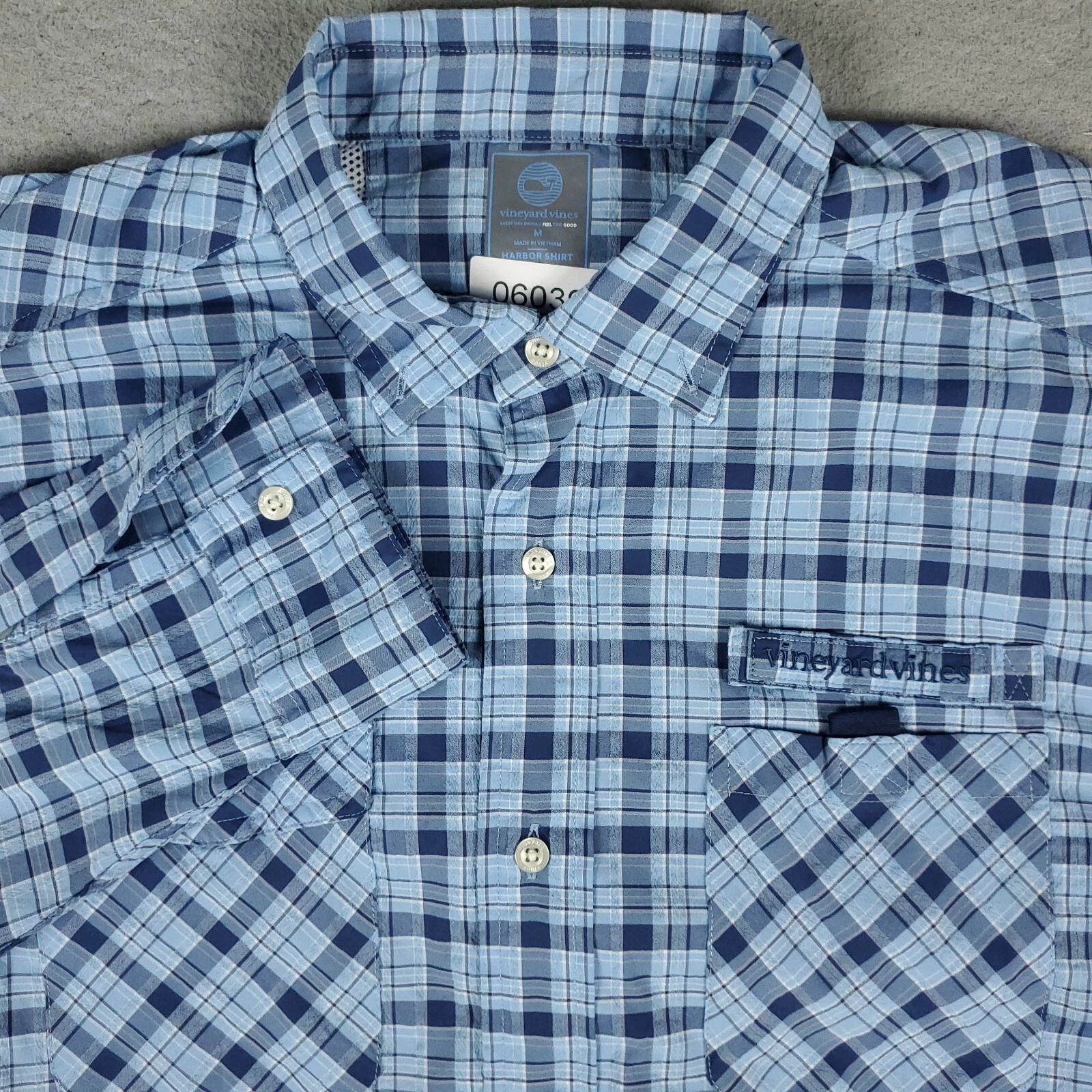 Vineyard Vines Shirt Mens Medium Blue Plaid Nylon Vented Fishing Button Up