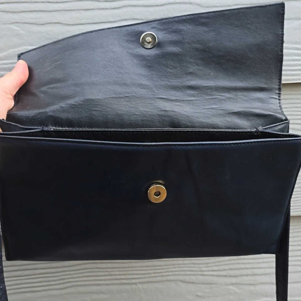 Bolsa tiracolo vintage 1980 J. Miller feita na Itália couro azul marinho envelope - Imagem 4 de 4